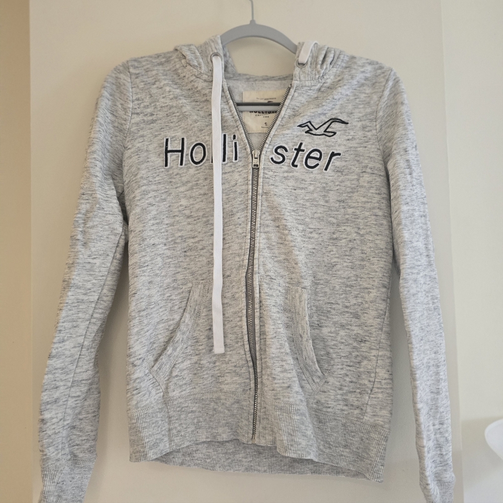 Hollister Heather Gray Hoodie